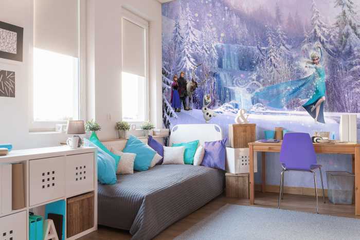 Fototapete „Frozen Winter Land“ von Komar | Disney